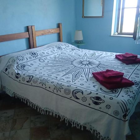 Bed and Breakfast Sa Domo De Afra Stintino Exterior foto